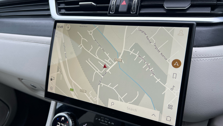 Jaguar F-Pace 2.0 D200 R-Dynamic Black 5dr Auto AWD Diesel Estate